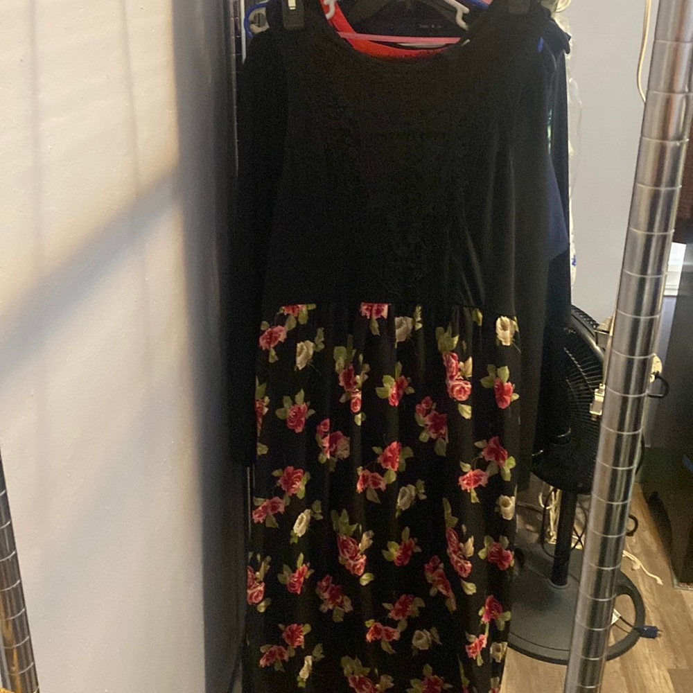 Women’s XL black sleeveless dress with pink and cream colored rose print skirt